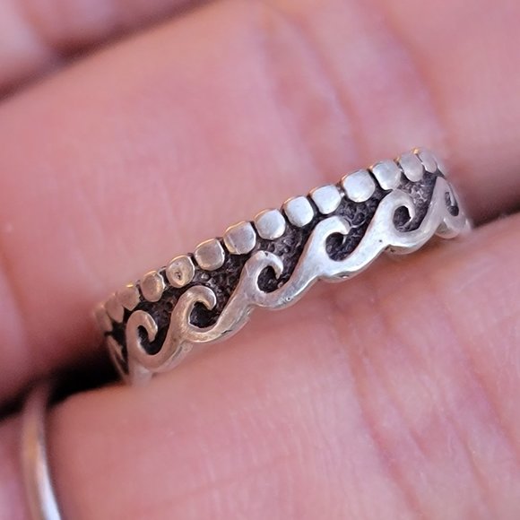 Native American sandcast tufa casted 925 sterling silver wave bead toe ring - Picture 5 of 10